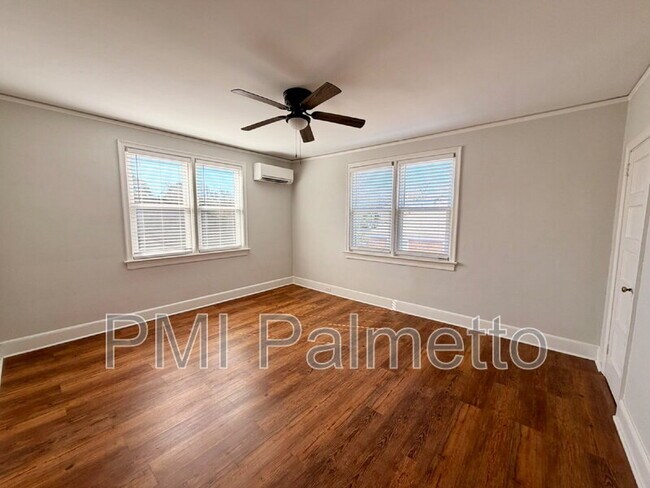 Building Photo - 504 1/2 State Street