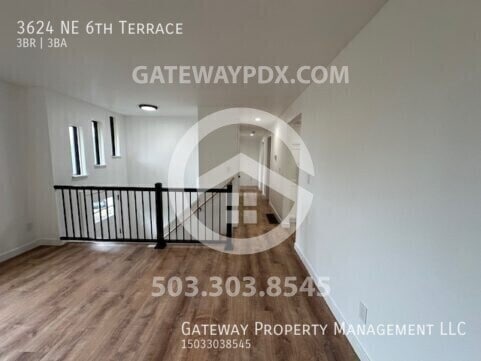 Building Photo - 3624 NE 6th Terrace