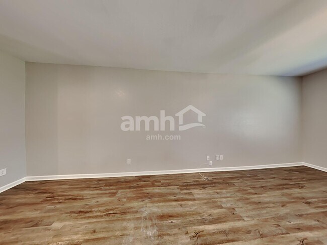 Building Photo - 170 Al Jennah Blvd