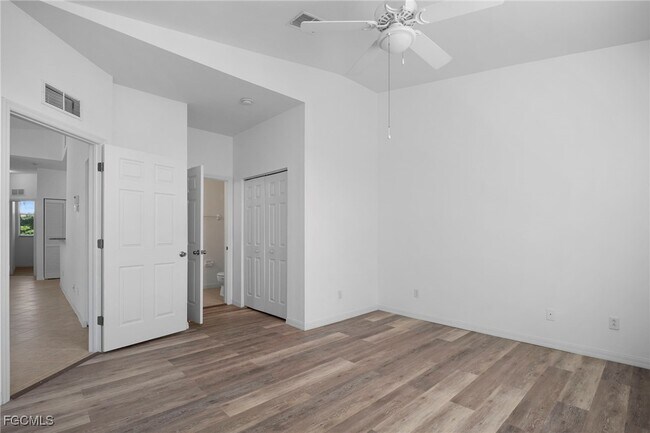 Building Photo - 4241 Bellasol Cir