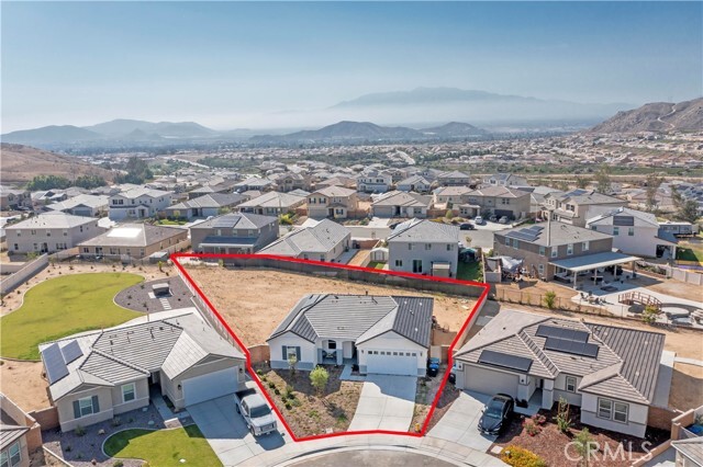 Building Photo - 8005 Rooster Ct