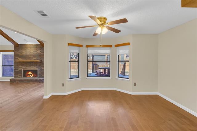 Building Photo - 6300 Aires Dr