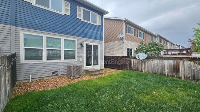 Building Photo - 11016 Claude Ct