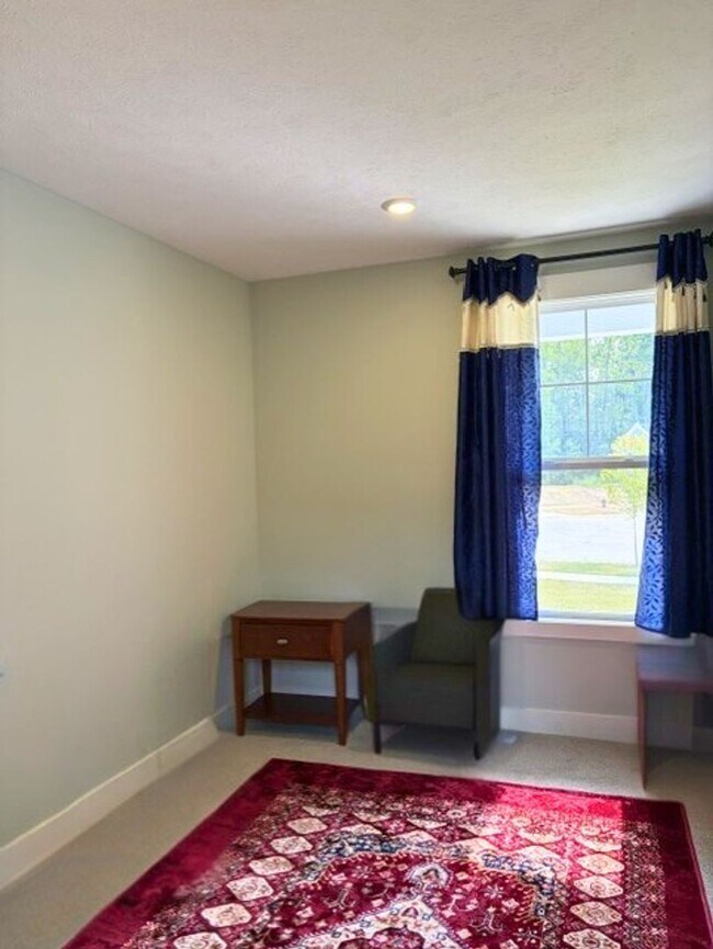 Building Photo - 5961 Claymont Ct SE