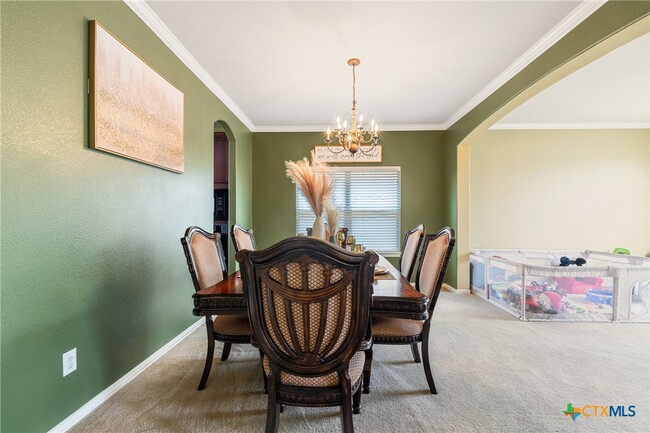 Building Photo - 1002 Wallin Farms Cove