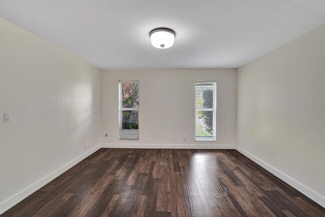 Building Photo - 4721 Sarazen Dr