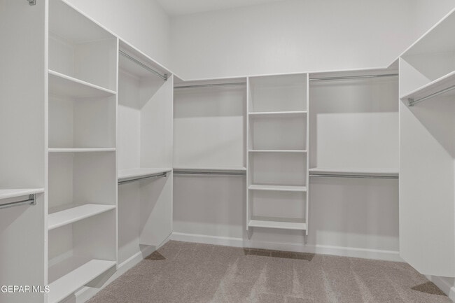 Building Photo - 360 Playa Vis St