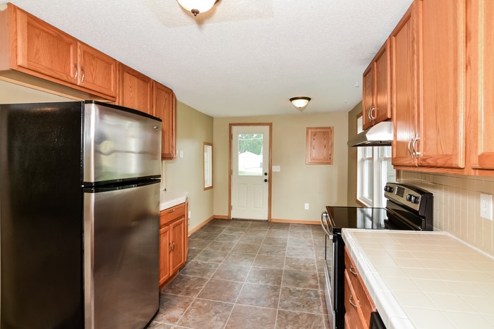 Building Photo - 123 4th Ave E