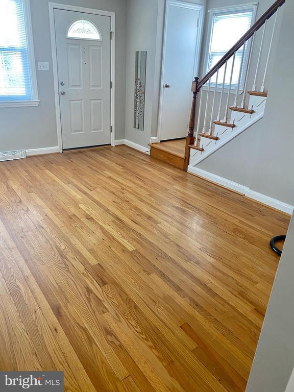 Building Photo - 404 New Rd