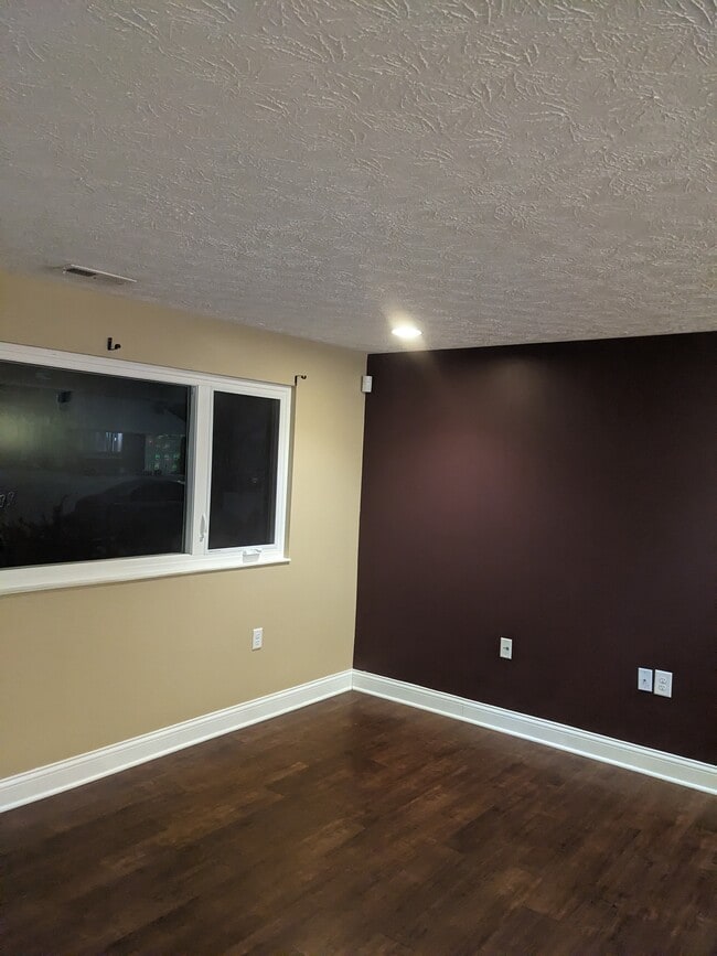 Building Photo - 5284 Mystic Dr