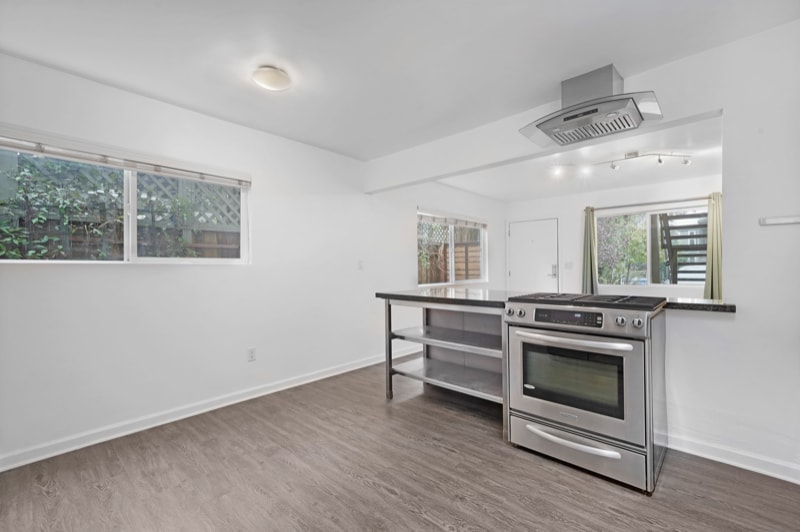 Building Photo - 510 San Juan Ave