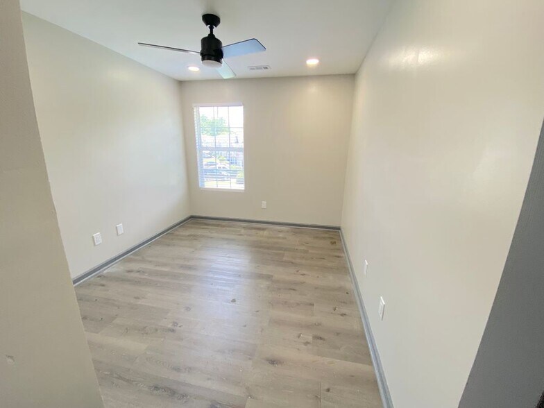 Building Photo - 4938 Wexford Trail