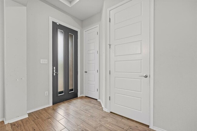 Building Photo - 17401 Silent Harbor Loop