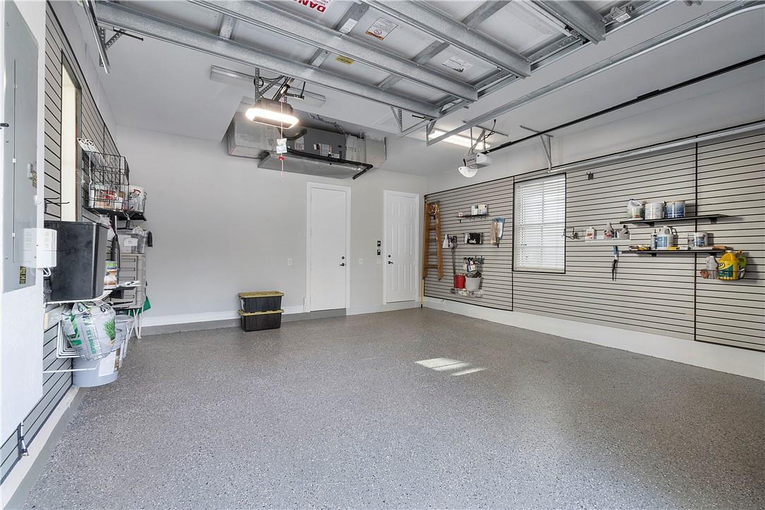 Building Photo - 10980 NW 78th Pl