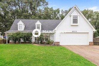 Building Photo - 4 Bedroom Pet-Friendly Home in Cordova, TN with Main Street Renewal