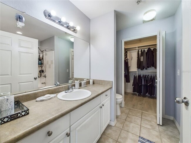 Building Photo - 5521 Rosehill Rd