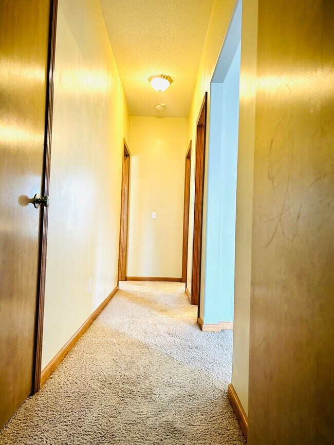 Building Photo - Spring Valley Location! Beautiful Single-Family Home