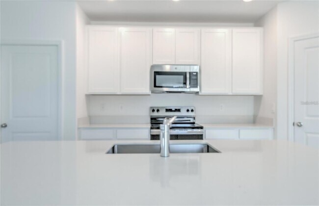 Building Photo - 1488 Cumberland Ave