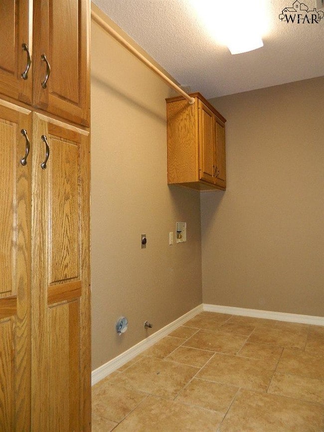Building Photo - 6 Chimney Rock