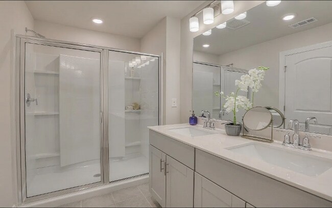 Building Photo - 4671 Ridge Bend Dr