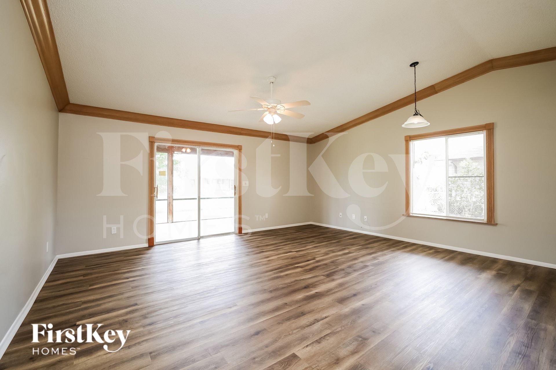 Building Photo - 17424 Kentucky Rd