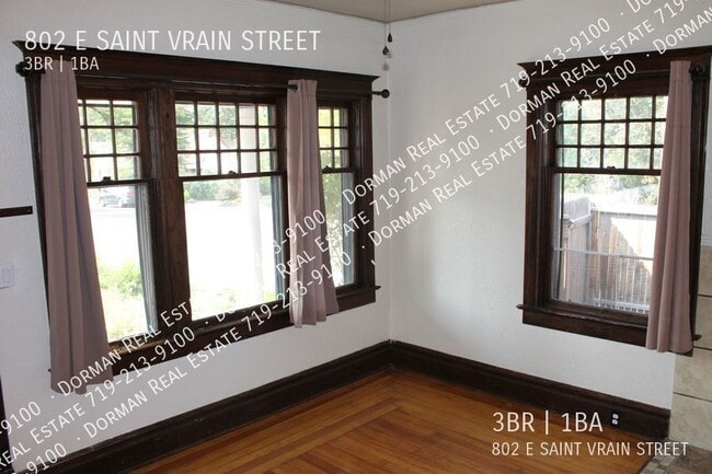 Building Photo - 802 E Saint Vrain St
