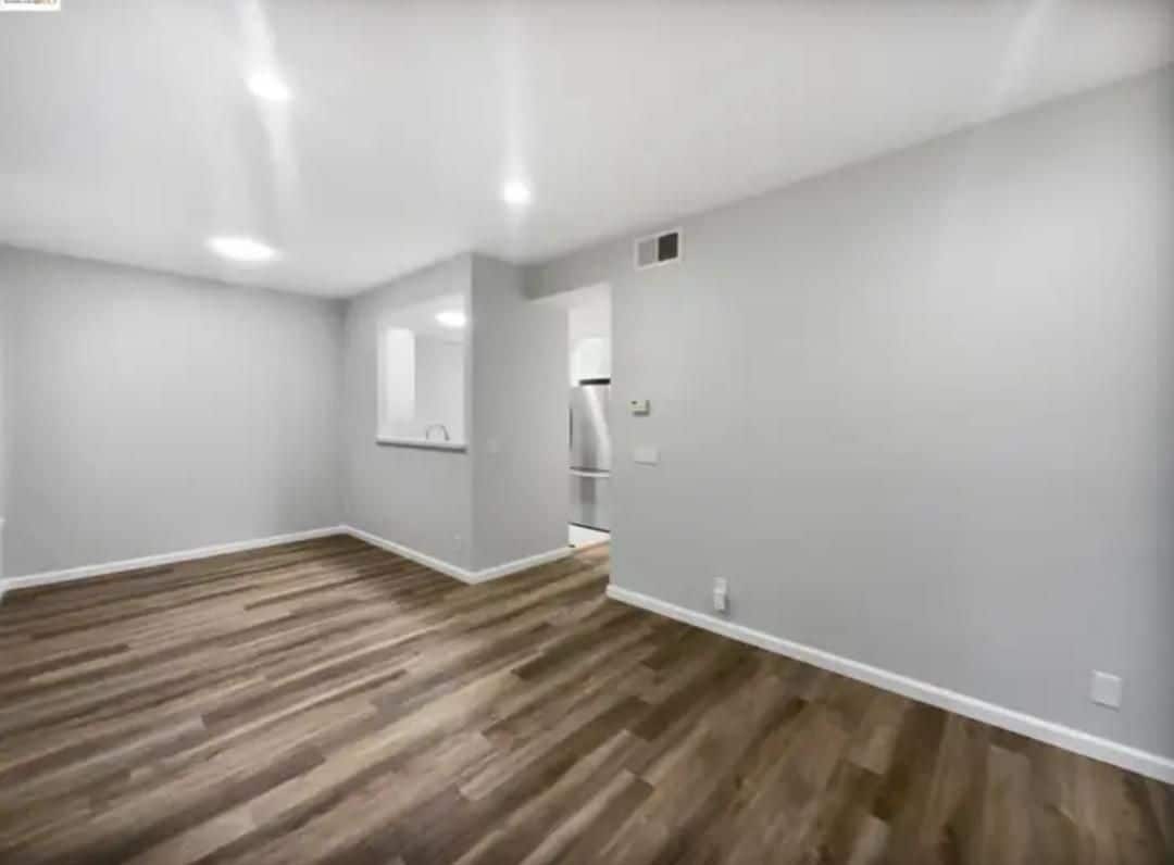 Building Photo - 39965 Parada St