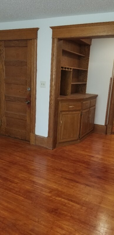 Building Photo - 2410 University Ave NE