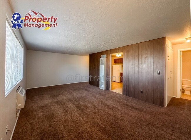 Building Photo - 5575 W. Franklin St.