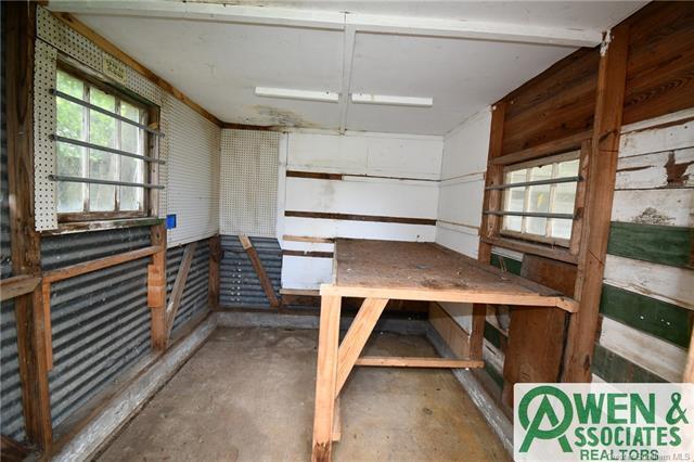 Building Photo - 2607 Elm St