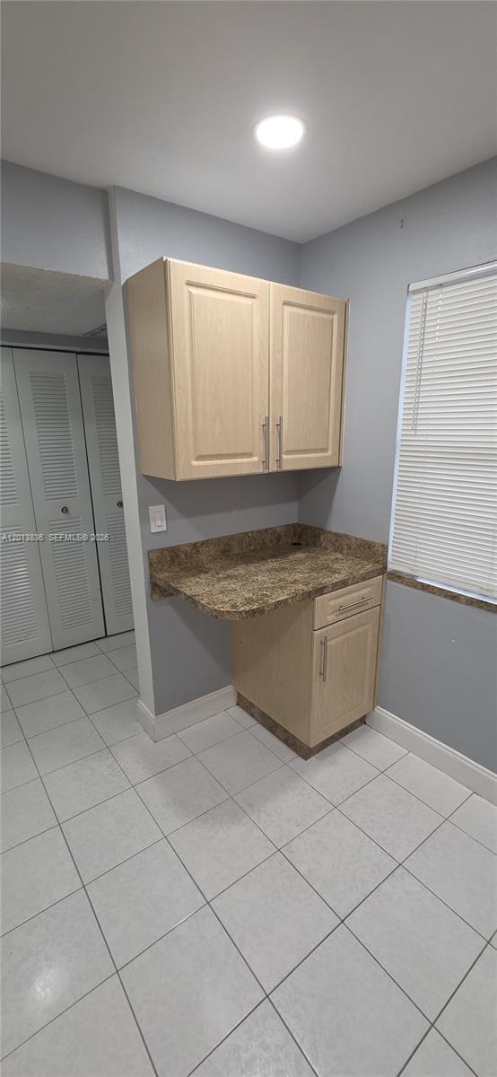 Building Photo - 8750 Royal Palm Blvd