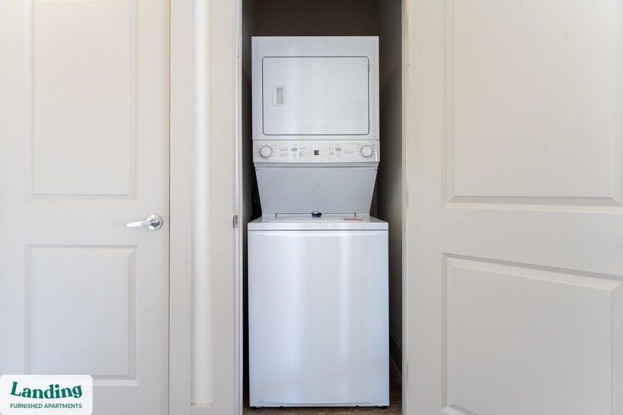 Building Photo - 655 W Marina Cove Dr