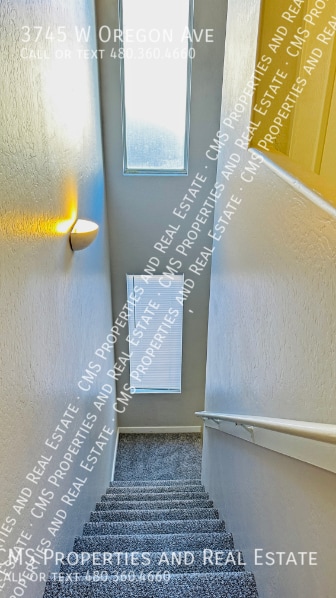 Building Photo - 3745 W Oregon Ave