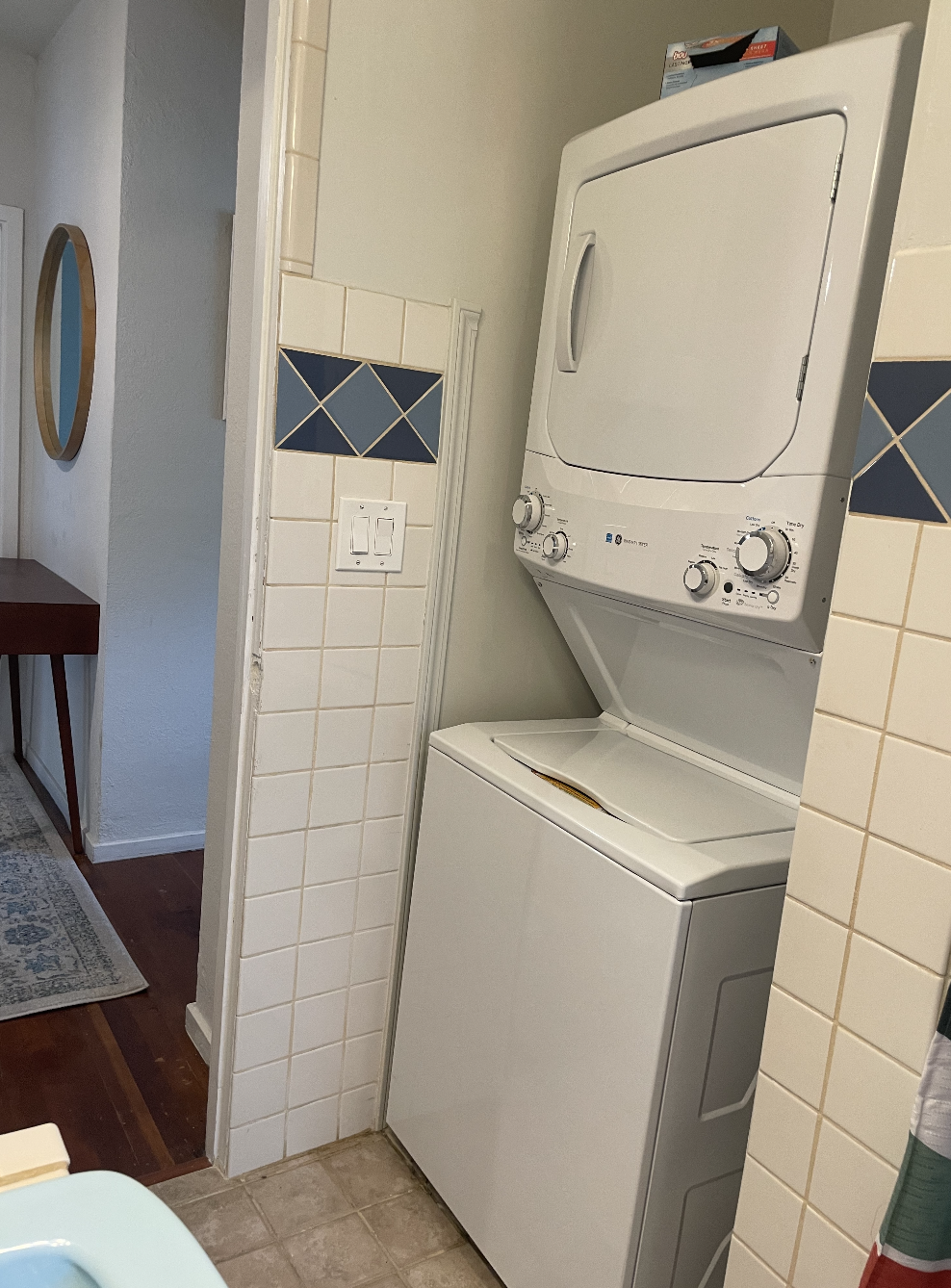 Washer/dryer - 821 Walker Ave
