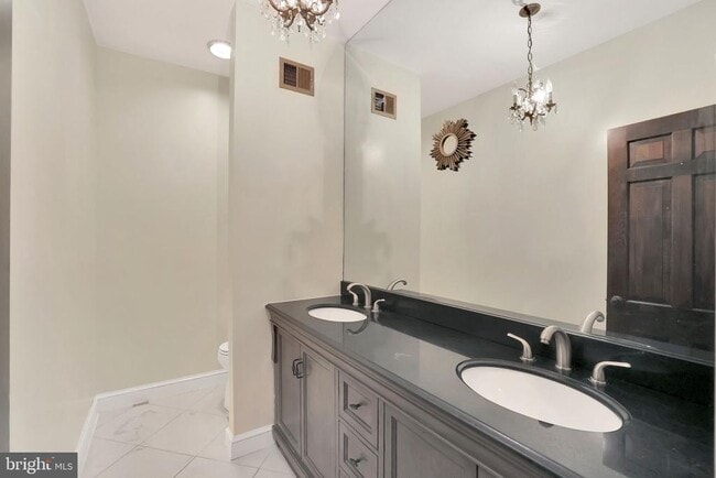 Building Photo - 8901 Iron Gate Ct