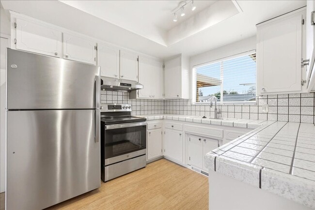 Building Photo - 3817 Breuner Ave