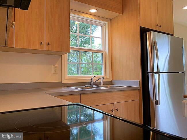 Building Photo - 22129 Indian Bridge Rd