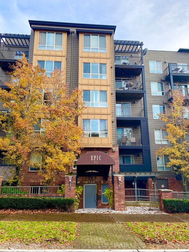 Primary Photo - 412 11th Ave