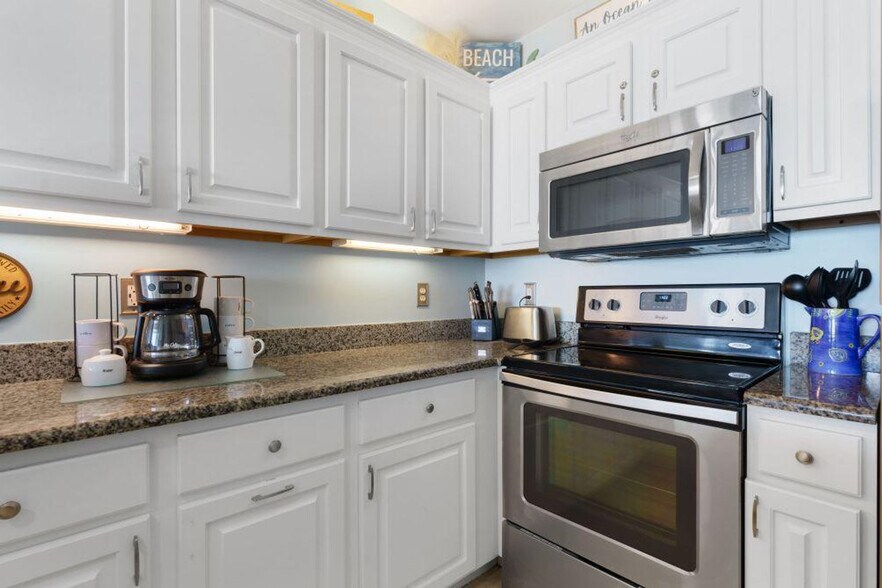 Building Photo - 24720 AL-182