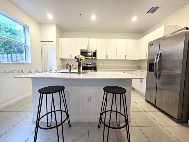 Building Photo - 2761 NW 55th Ave