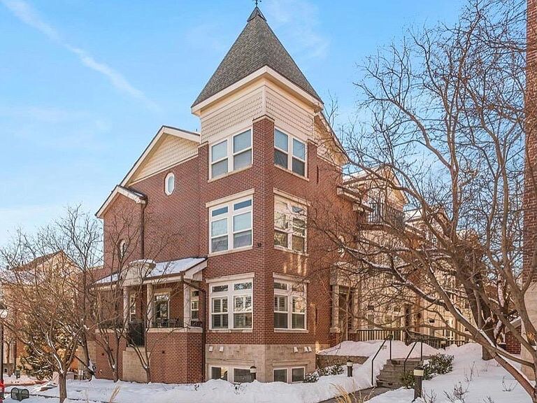 Primary Photo - 31 Jackson St