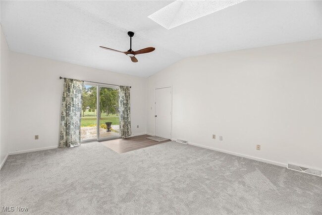 Building Photo - 3060 Ravenna St