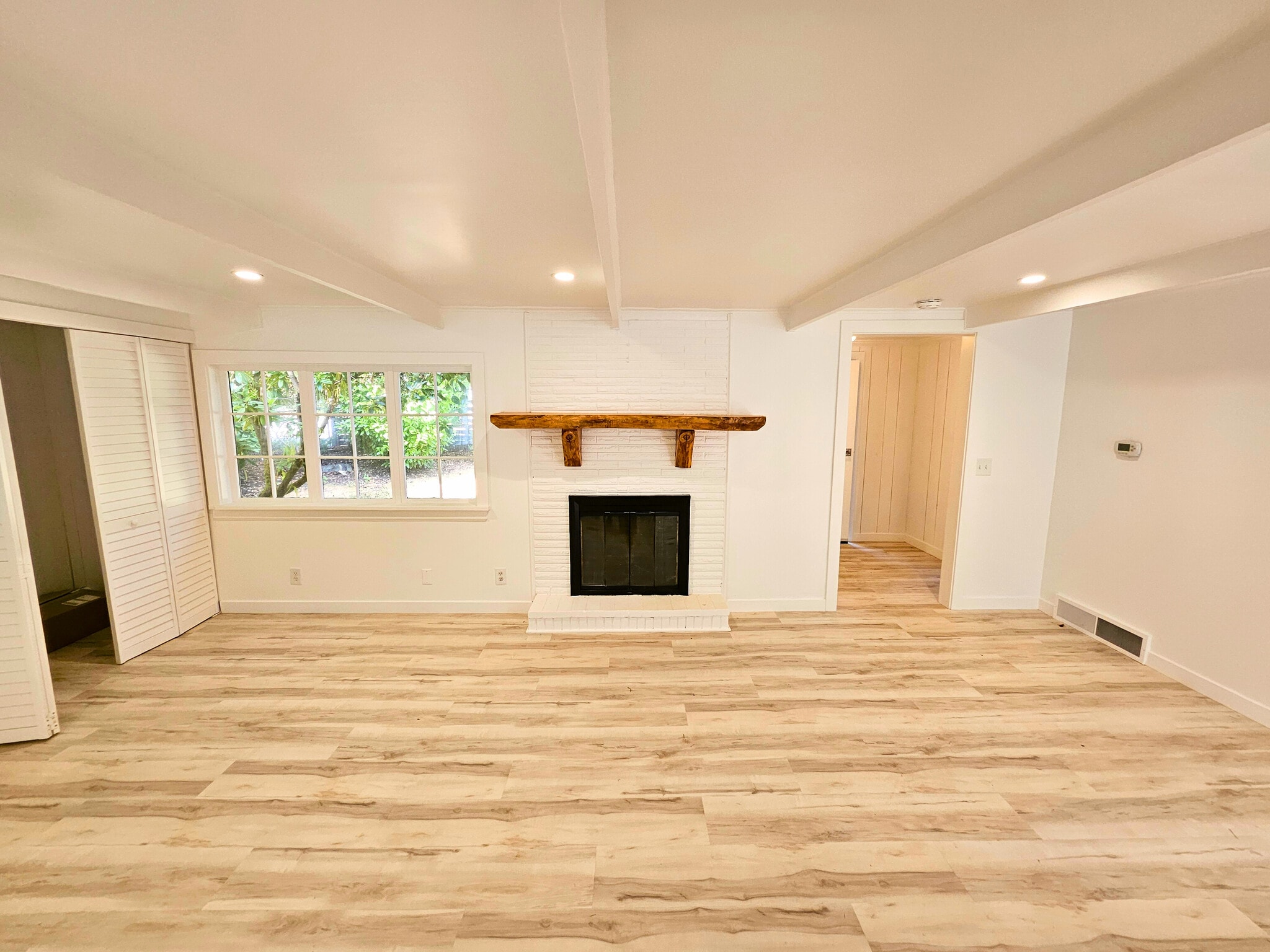 Building Photo - 11225 Goodwin Way NE
