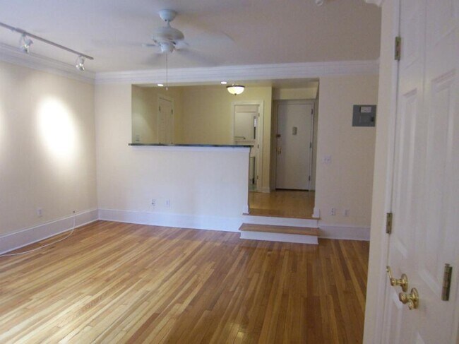Building Photo - 1 bedroom in New York NY 10024