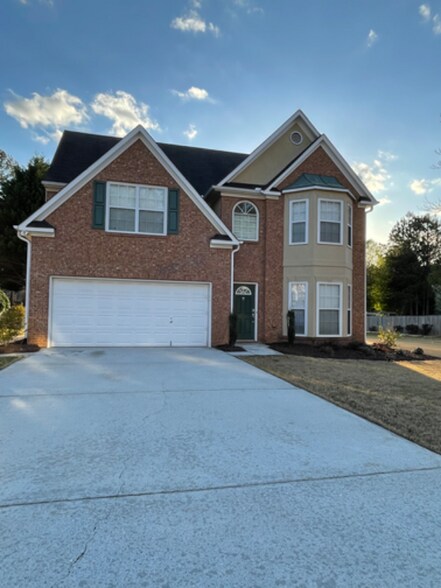 Primary Photo - 2015 Lisa Springs Dr SW