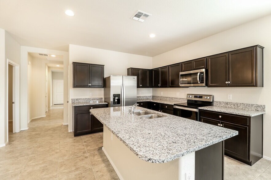 Building Photo - 4859 E Rhodium Dr