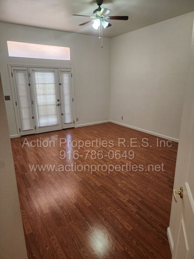 Building Photo - Move In Special! Woodcreek High School Walking Distance, West Roseville Single Story, , 4 Bed 2 B...