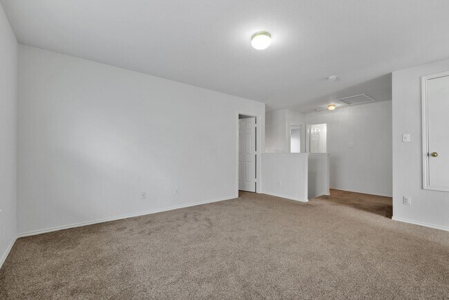 Building Photo - 26803 Sparrow Ridge