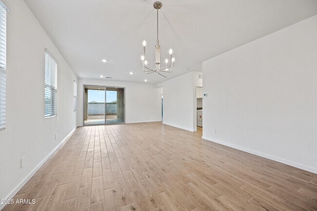 Building Photo - 15825 W Gray Fox Trl