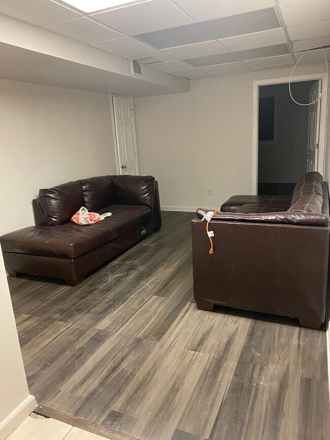 Building Photo - 6 13th St